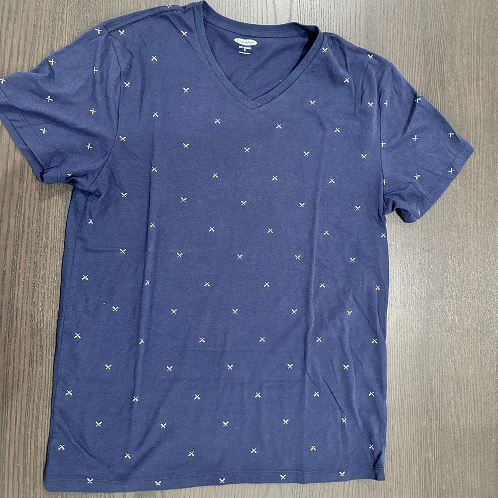Old Navy Men's Short Sleeve Tee in Navy with Pattern